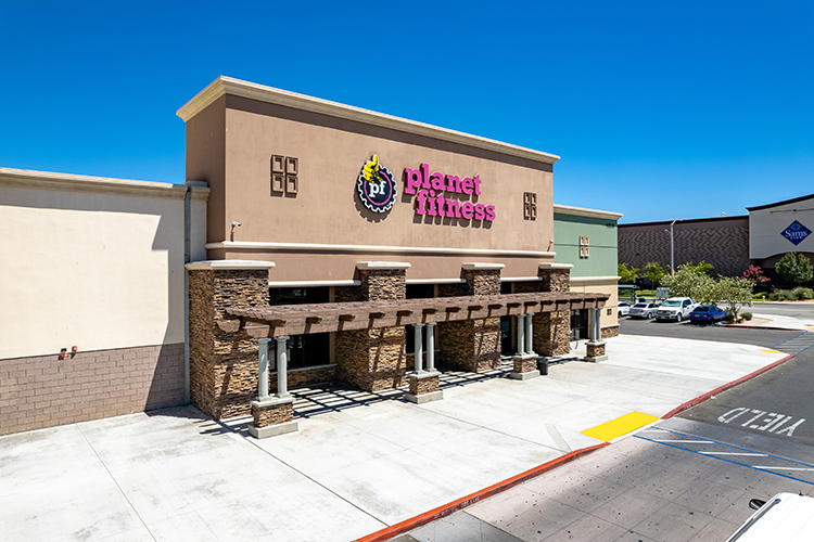 How Planet Fitness is revitalizing the fitness - and retail - industries